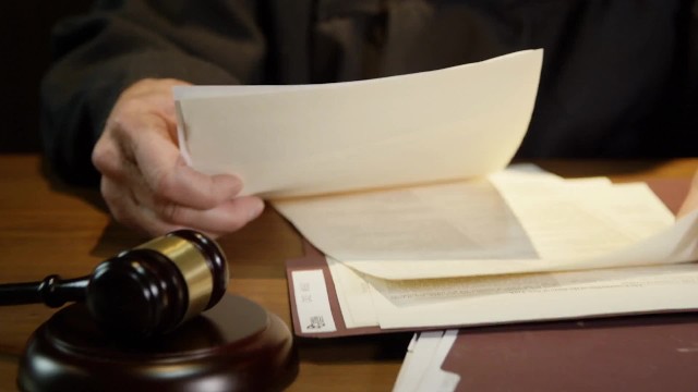 בקשה לביטול תביעה בבית משפט - האם אפשרי ואיך עושים זאת? בקשה לביטול תביעה